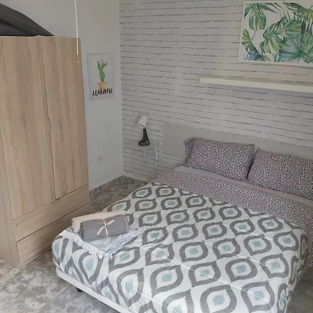 Cruz Guest house *