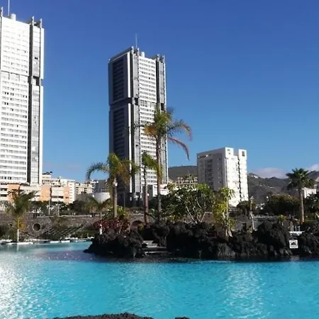 Cruz * Santa Cruz de Tenerife